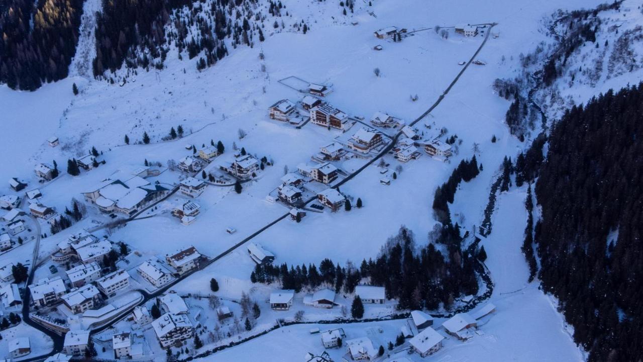 Beim Kathrein Hotel Galtuer Exterior photo